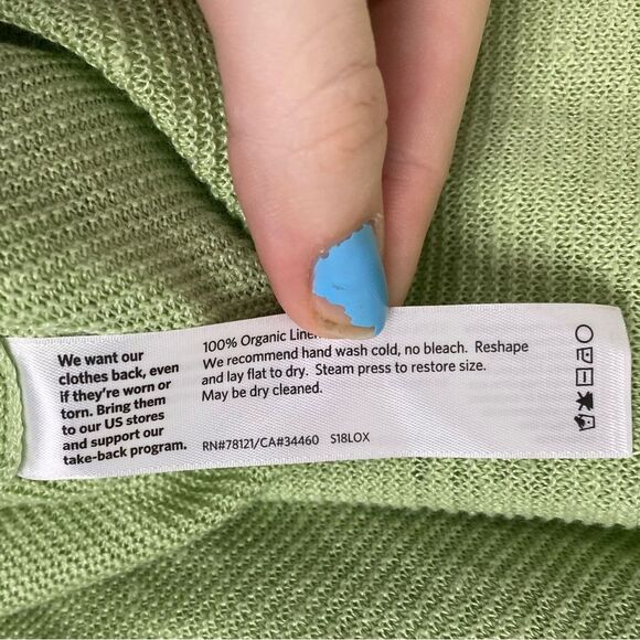 Eileen Fisher | 100% Organic Linen Knit V-Neck Top Size Medium - Picture 8 of 8